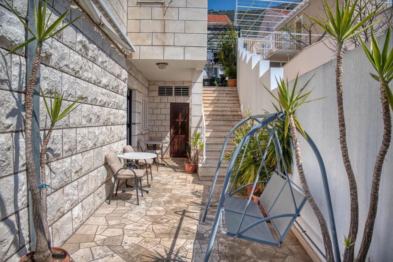 Guesthouse Victoria II Dubrovnik Exterior photo